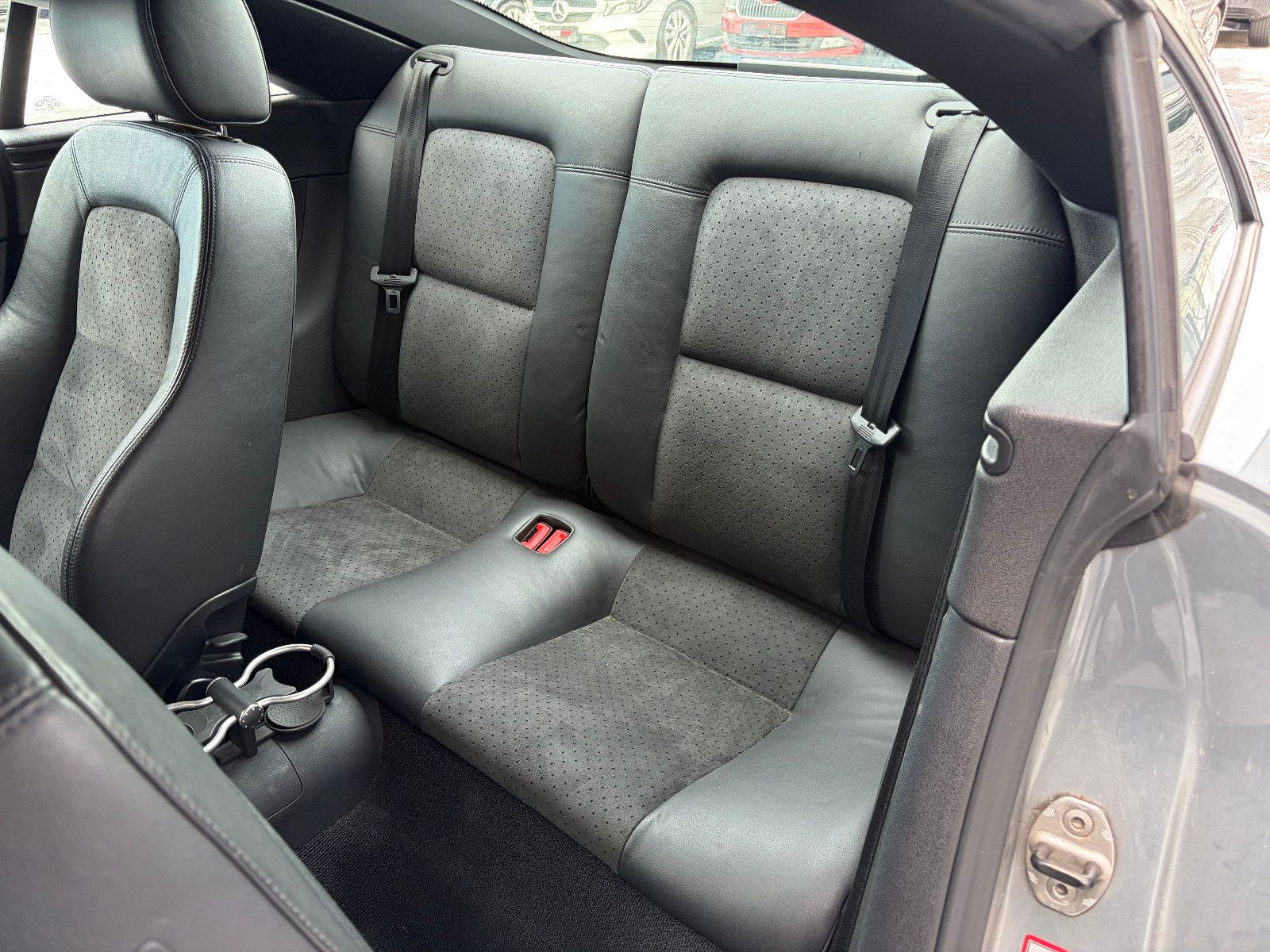 Audi TT Coupe 3.2 quattro · Automatik · Tempomat · foto 24