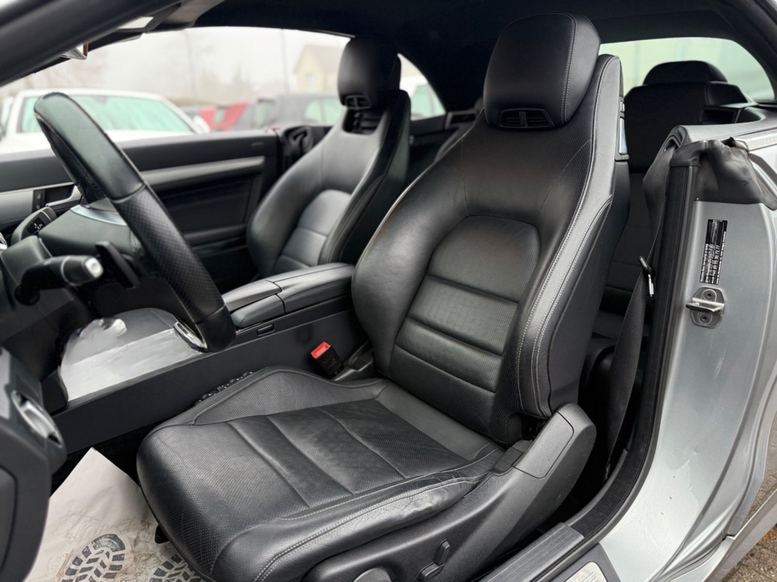 Mercedes-Benz E400 CABRIO*AMG*KAMERA*COMAND*LED-ILS*EXCLUSIV* foto 22