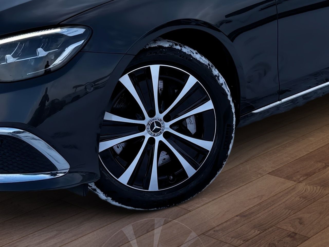 Mercedes-Benz E 450 4M T AVANTGARDE+AHK+DISTRONIC+AMBIENTE+ foto 3