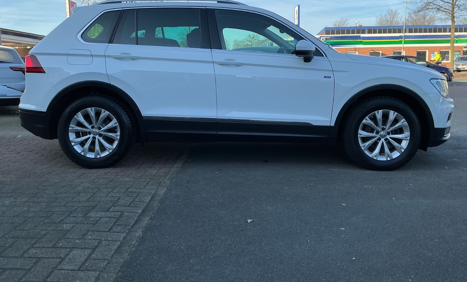 Volkswagen Tiguan Join 2.0 TDI AHK ACC PDC foto 6