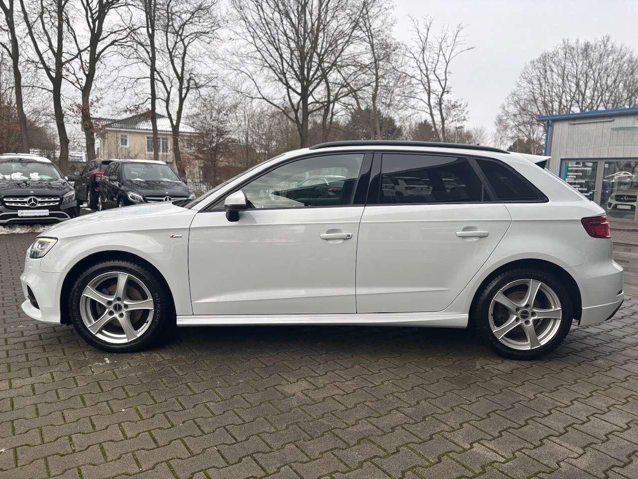 Audi A3 35 TFSI design S-LINE S-tronic foto 8