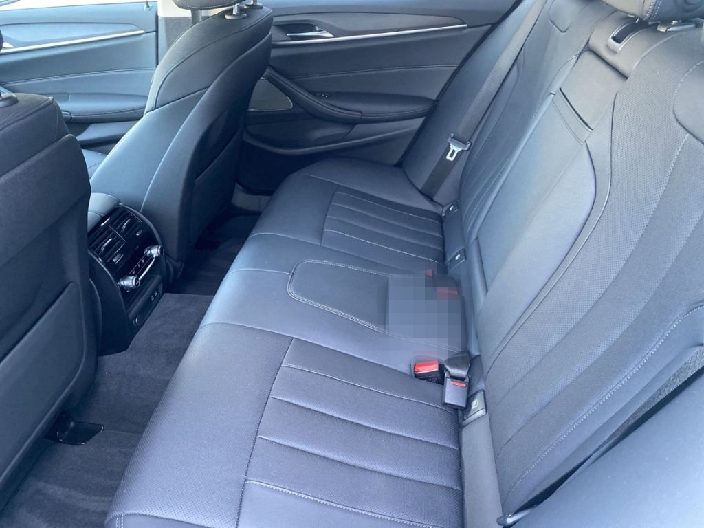 BMW 530 d xDrive Limousine HeadUp/LiveCockpitPro/Sit foto 12