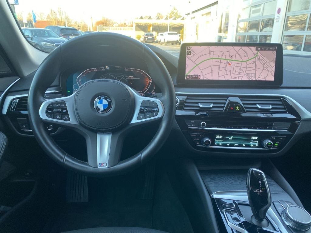 BMW 530 d xDrive Limousine HeadUp/LiveCockpitPro/Sit foto 8