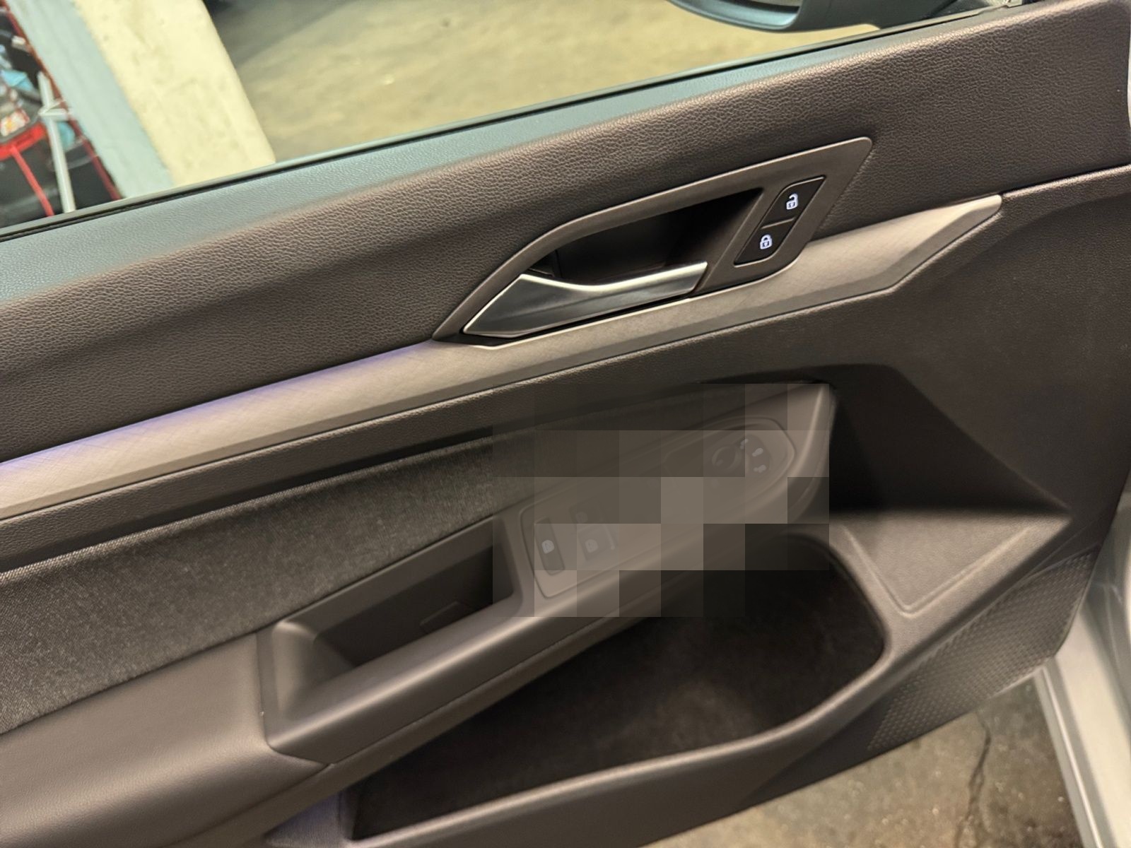Volkswagen Golf Life 2.0TDI NAVI KAM ACC SHZ foto 16
