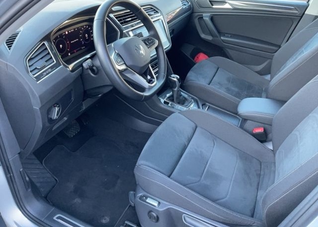 Volkswagen Tiguan 2.0 TDI DSG Elegance 4Mot AHK+KAMERA+TRAI foto 6