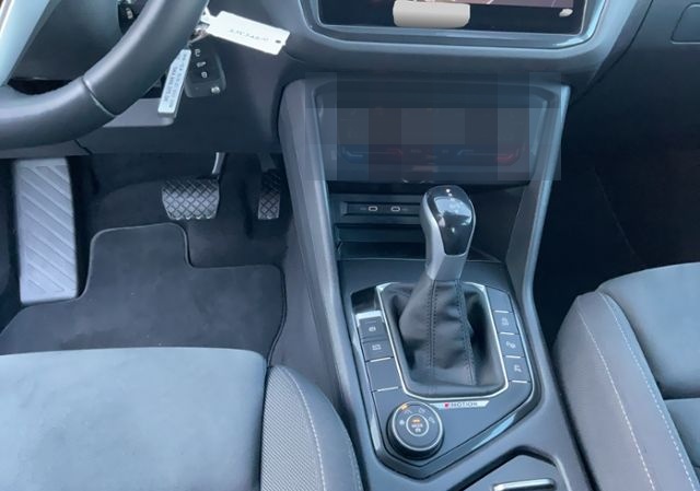 Volkswagen Tiguan 2.0 TDI DSG Elegance 4Mot AHK+KAMERA+TRAI foto 8