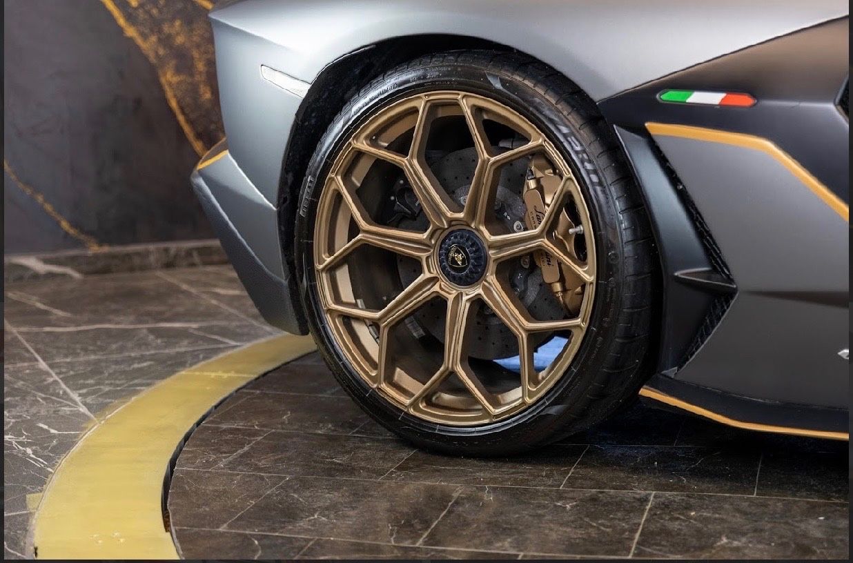 Lamborghini Aventador SVJ foto 13