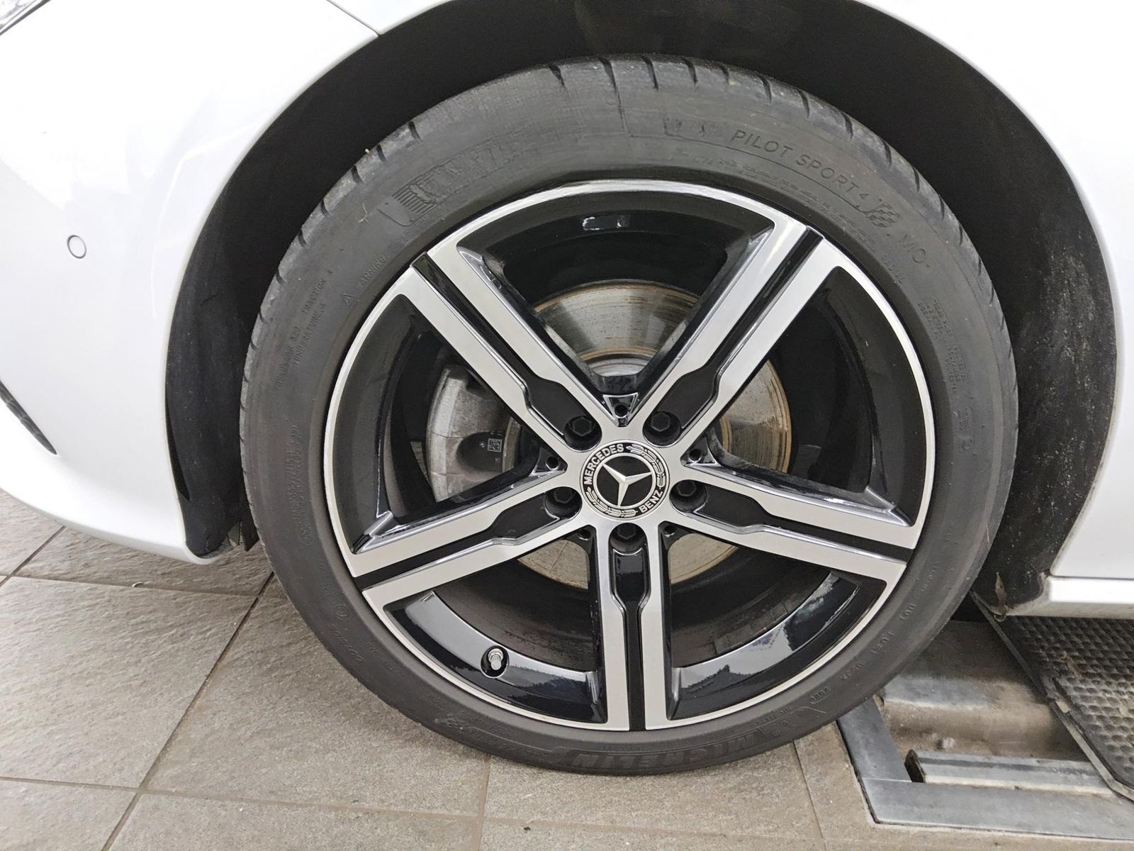 Mercedes-Benz CLA 200 d Progressive Navi Night RfK Distronic+ foto 11