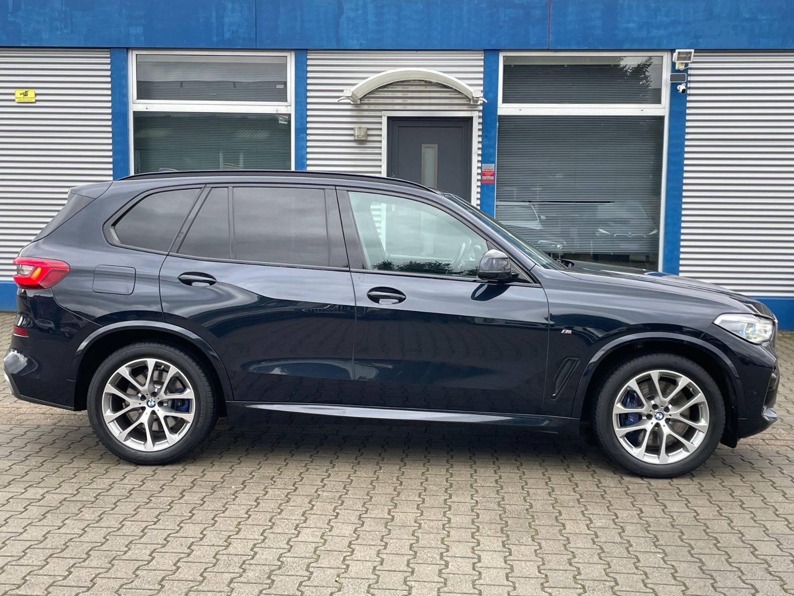 BMW X5 xDrive30d*M-SPORT*SHADOW*LASER*PANO*LEDER*HUD foto 4
