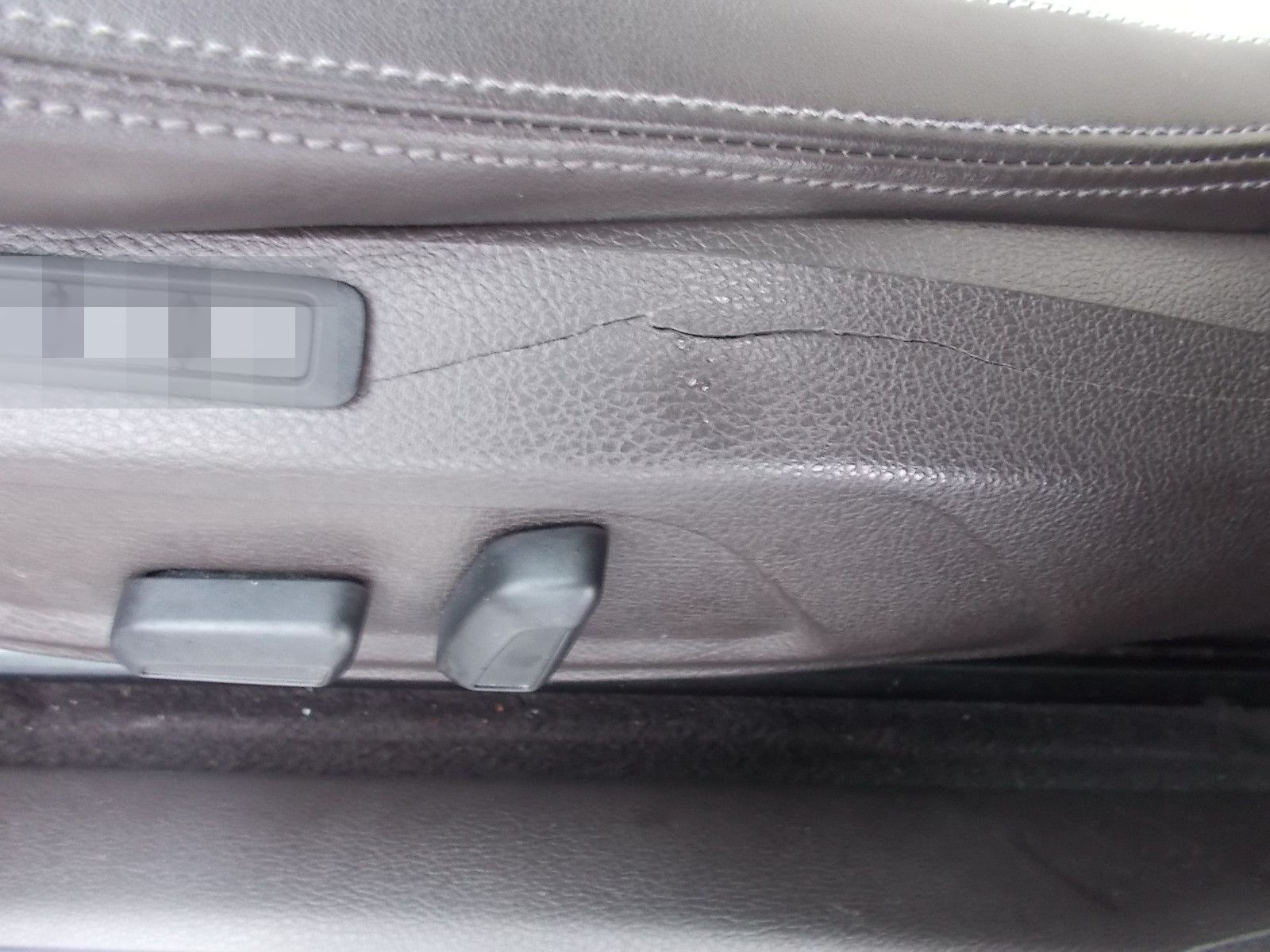 Volkswagen CC 2.0 TDi, Navi, Leder, PanoDach, Bi Xenon foto 21