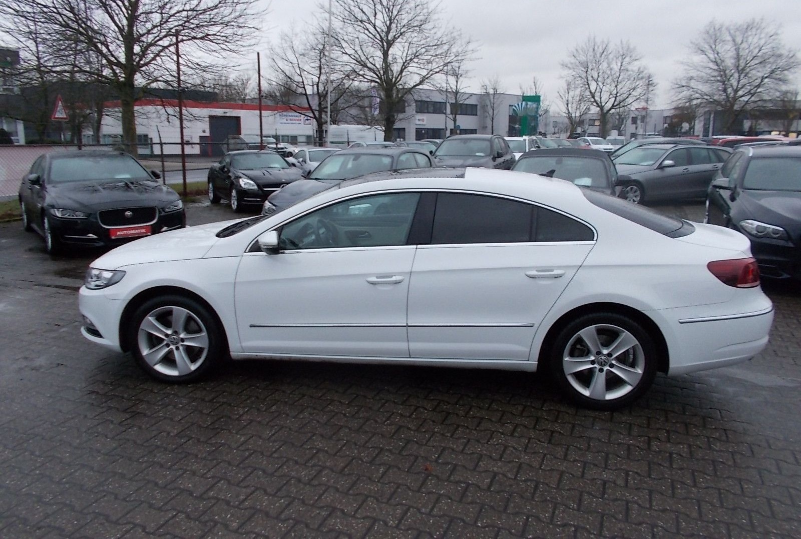 Volkswagen CC 2.0 TDi, Navi, Leder, PanoDach, Bi Xenon foto 8
