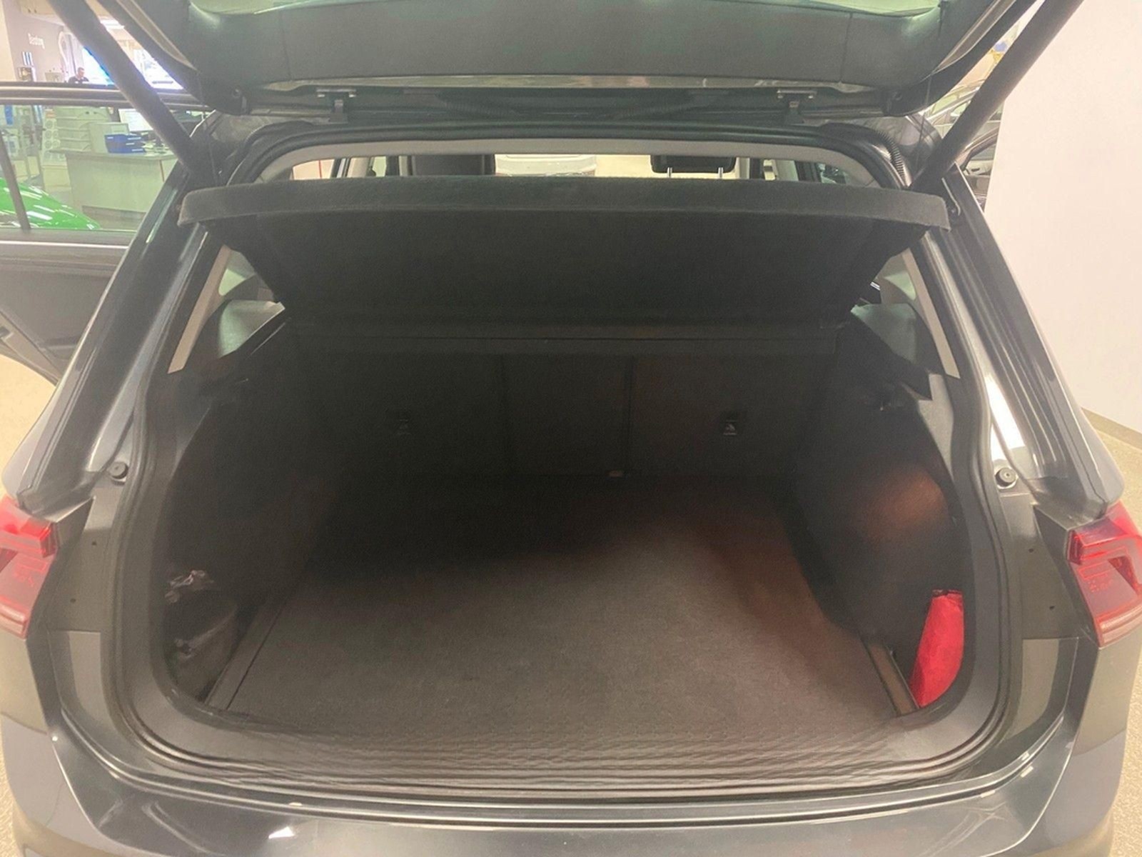 Volkswagen Tiguan 2.0 TSI DSG 4MOTION Highline+ACC+DCC+NAVI foto 19
