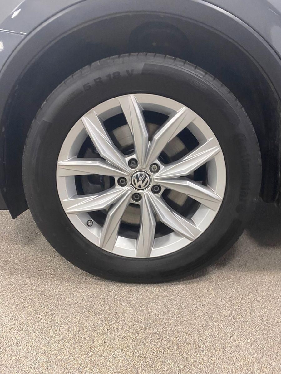 Volkswagen Tiguan 2.0 TSI DSG 4MOTION Highline+ACC+DCC+NAVI foto 22