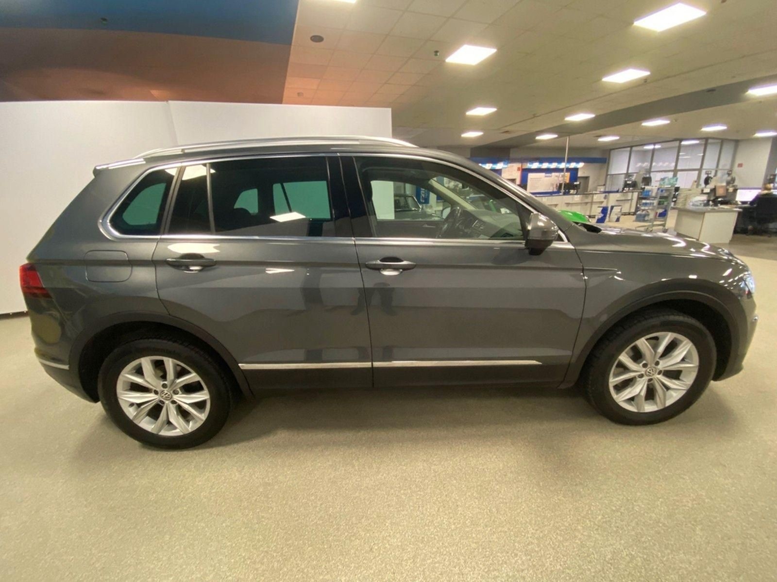 Volkswagen Tiguan 2.0 TSI DSG 4MOTION Highline+ACC+DCC+NAVI foto 4