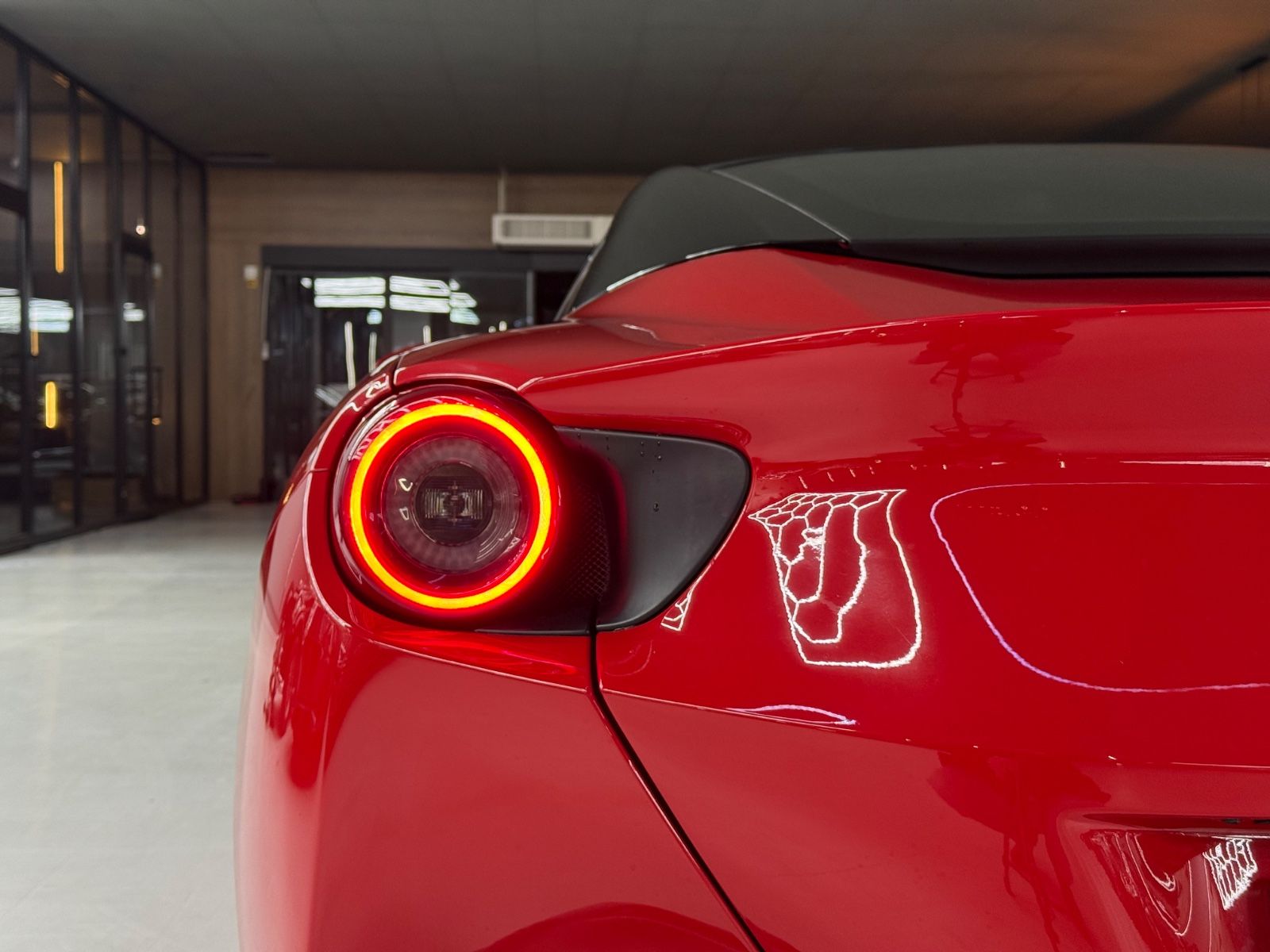 Ferrari Portofino foto 12