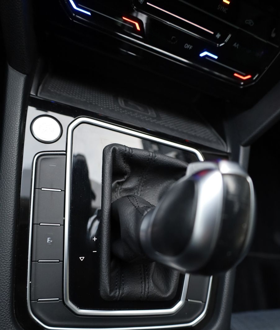 Volkswagen Passat Variant GTE*ACC*SHZ*Kamera*CarPlay*AHK* foto 24