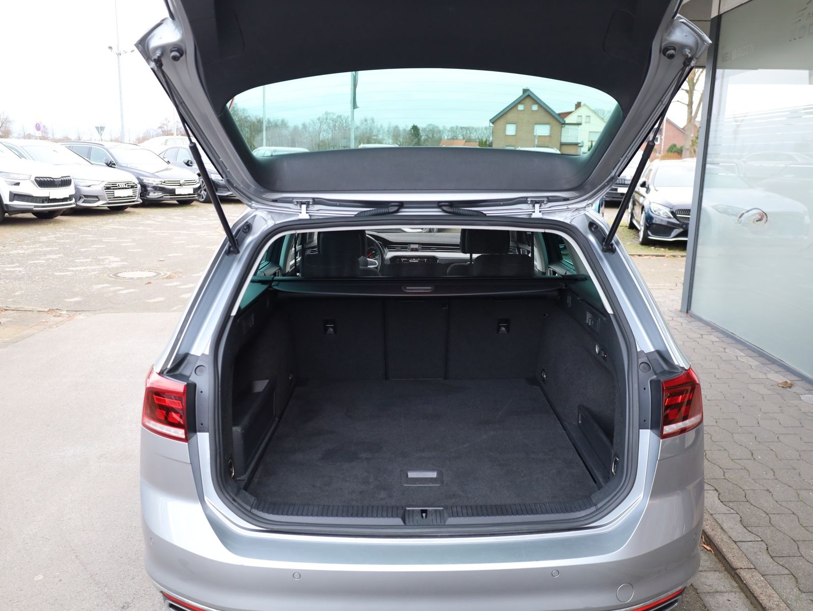 Volkswagen Passat Variant GTE*ACC*SHZ*Kamera*CarPlay*AHK* foto 10