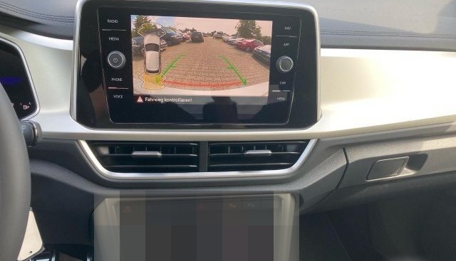 Volkswagen T-Roc 1.0 TSI Move IQ-Drive AHK Rear View foto 7