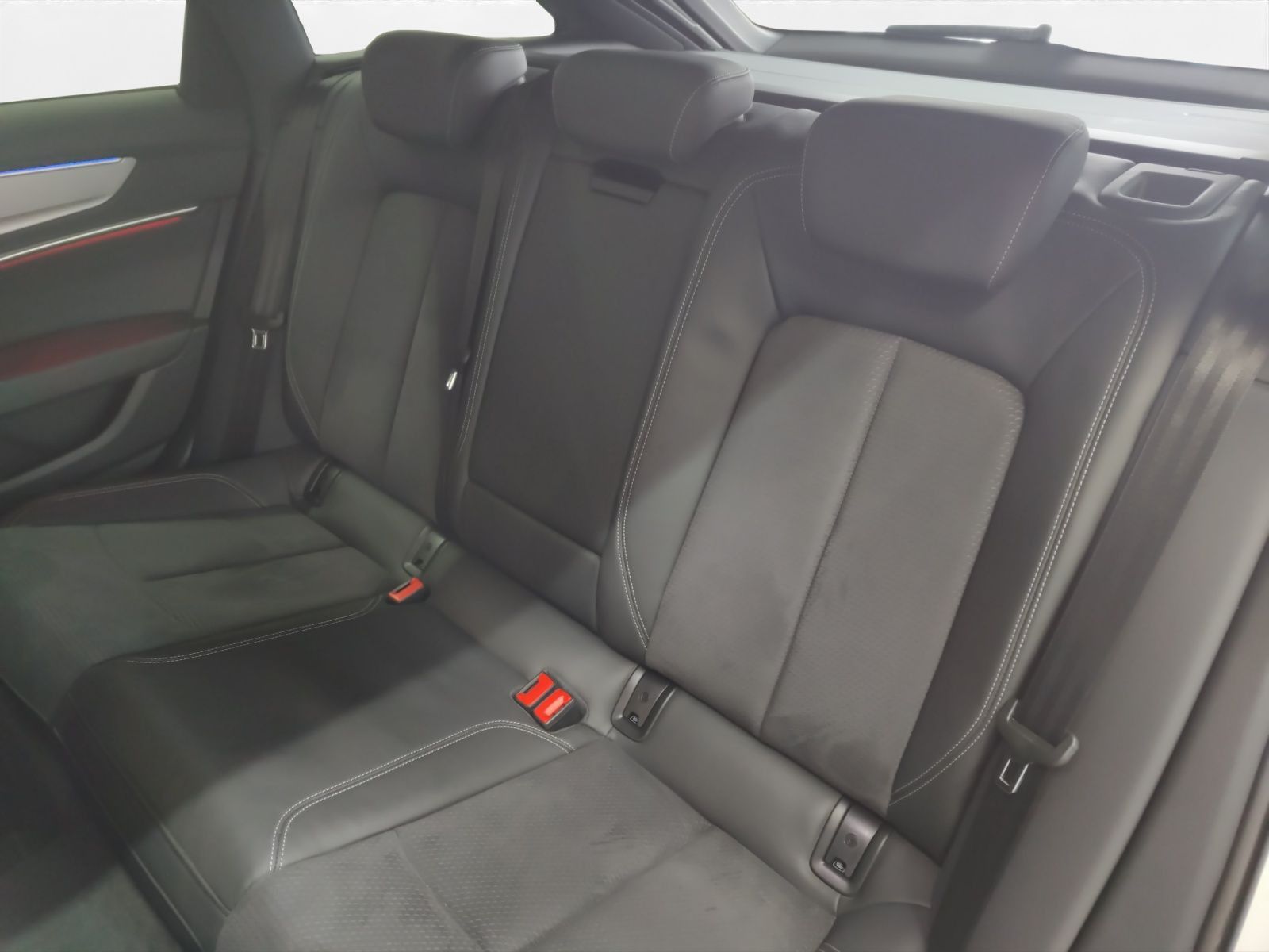 Audi A6 Avant 55 TFSIe sport quattro S-Line Matr. B&O foto 5