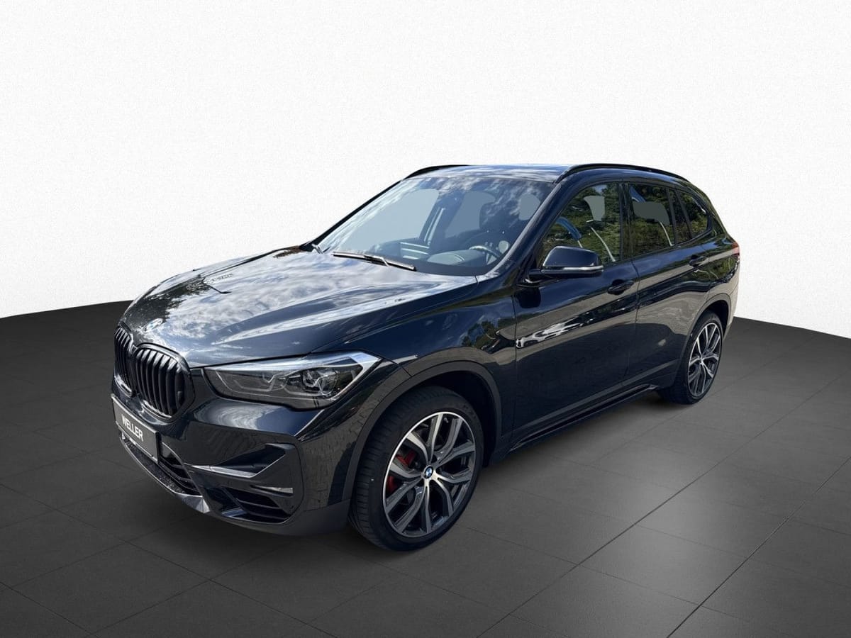 BMW X1 xD 20i Sport Line LED Nav DA HUD Pano Kam HK foto 3