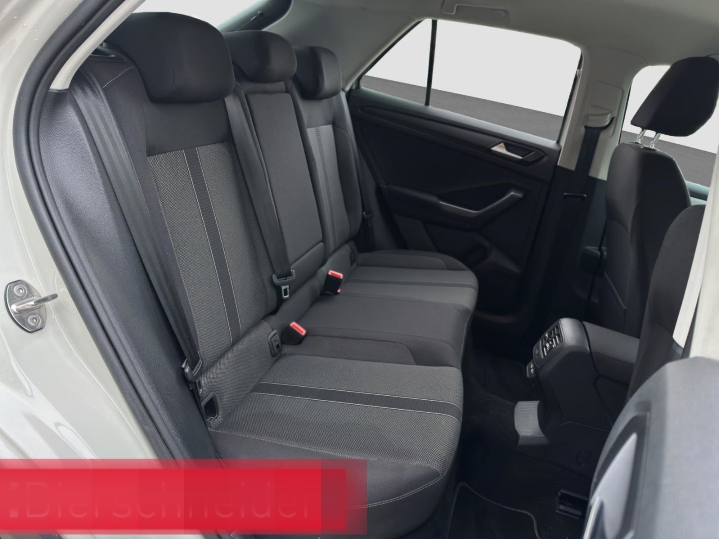 Volkswagen T-Roc 1.0 TSI Life LED ACC NAVI DIG. COCKPIT foto 24