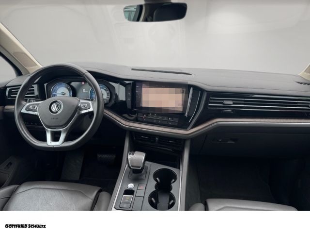 Volkswagen Touareg 3.0 TDI Atmosphere DSG LED NAVI AHK LEDE foto 6