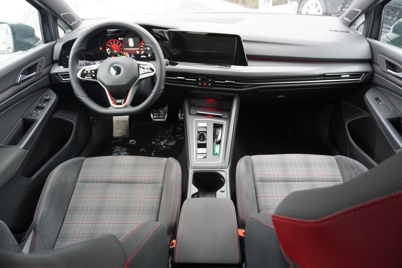Volkswagen Golf VIII 2.0 GTI LED Head-Up HarmanKardon Navi foto 14