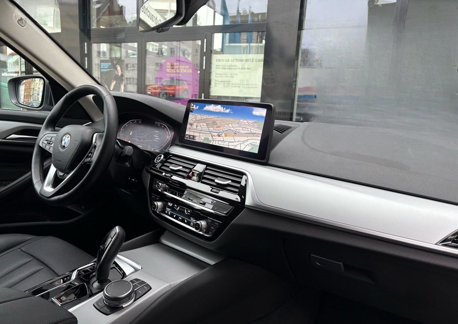 BMW 520d LED DA ACC PA+ HuD Standh. LC Prof. Lhz foto 5