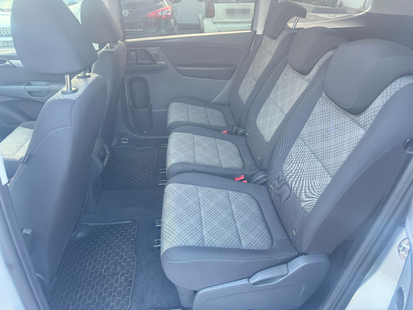 Volkswagen Sharan 2.0 TDI DSG Trendline NAVI SHZ MFL foto 13