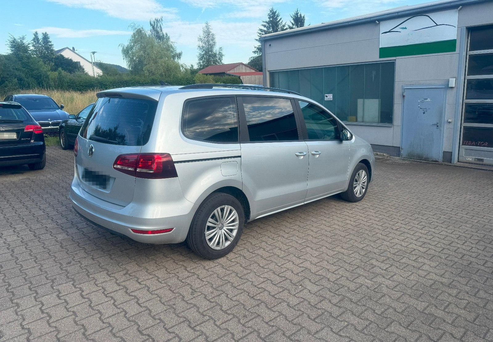 Volkswagen Sharan 2.0 TDI DSG Trendline NAVI SHZ MFL foto 6