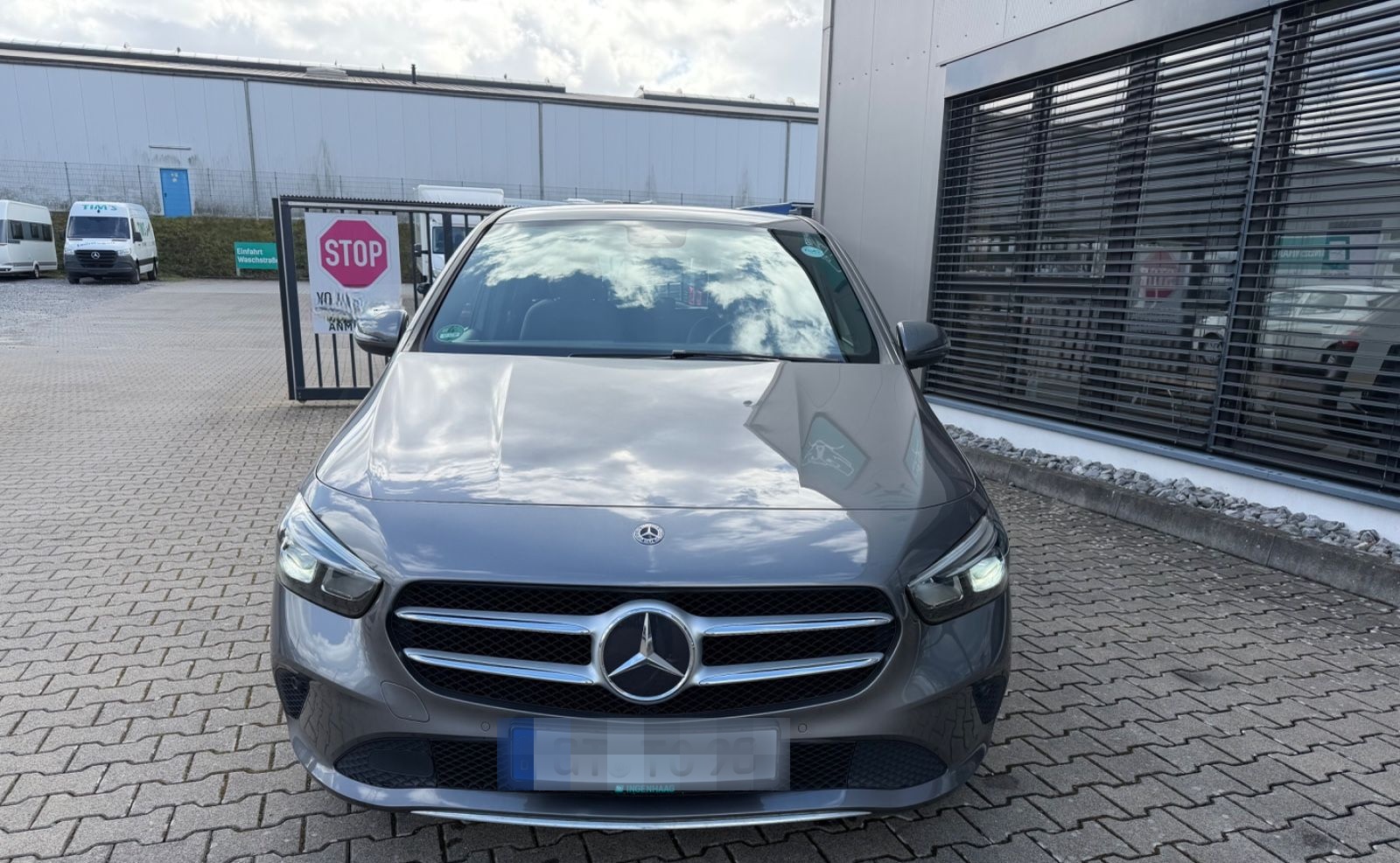 Mercedes-Benz B 180 Business Paket foto 3