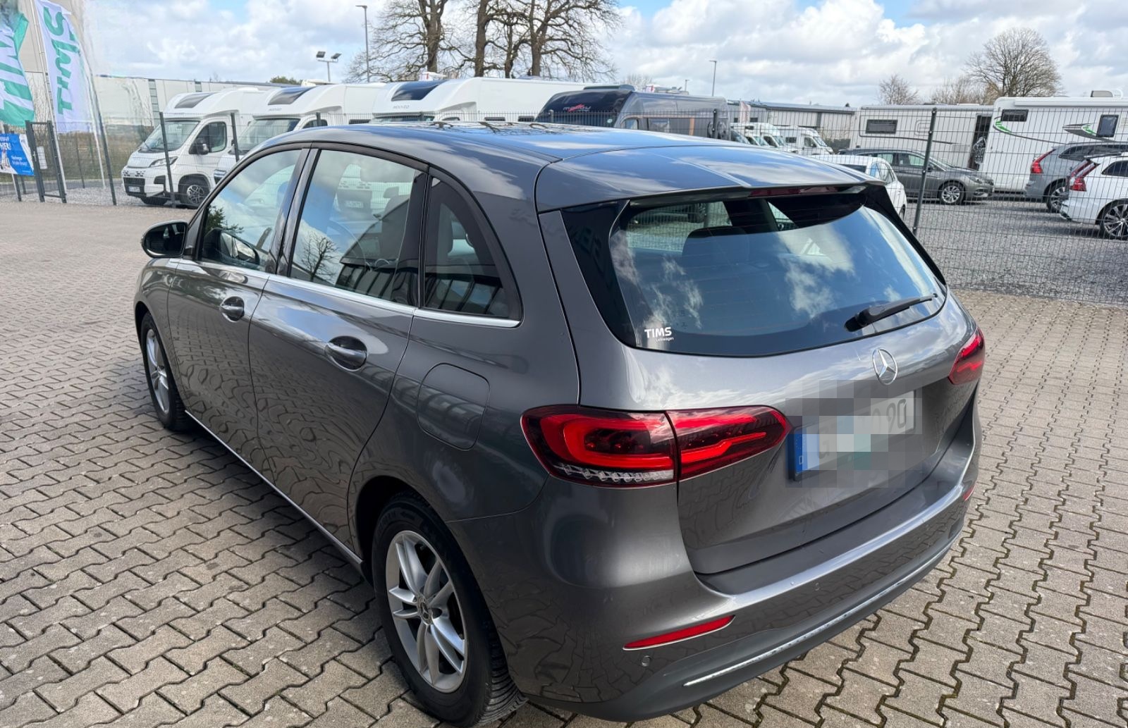 Mercedes-Benz B 180 Business Paket foto 5