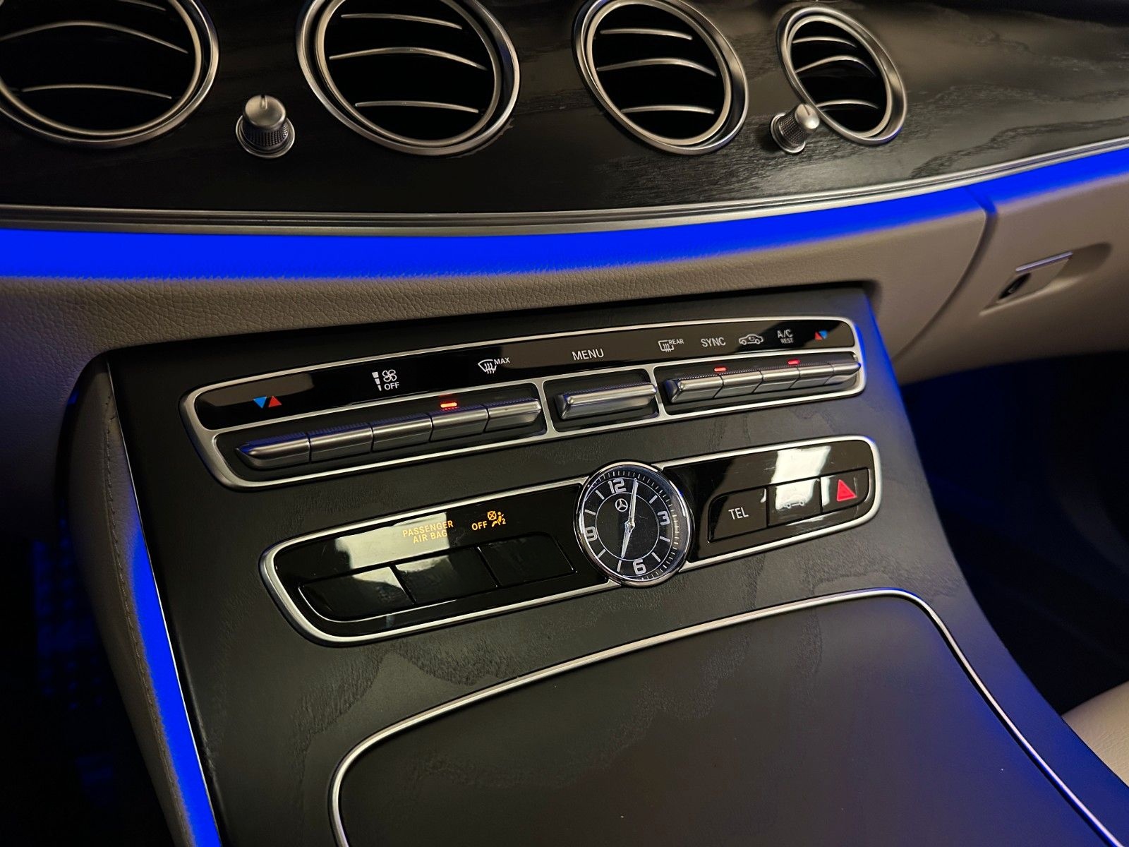 Mercedes-Benz E 400 d T 4M All-Terrain +AHK+ACC+360°+MBUX+PANO foto 22