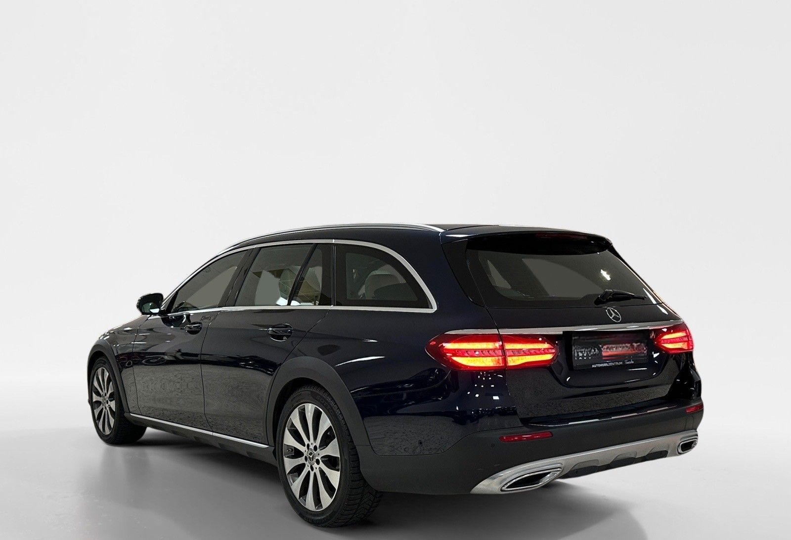 Mercedes-Benz E 400 d T 4M All-Terrain +AHK+ACC+360°+MBUX+PANO foto 4