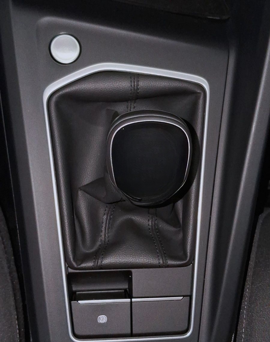 Volkswagen Golf VIII Var. 2.0 TDI Life,1.Hand,Navi,LED,ACC foto 21