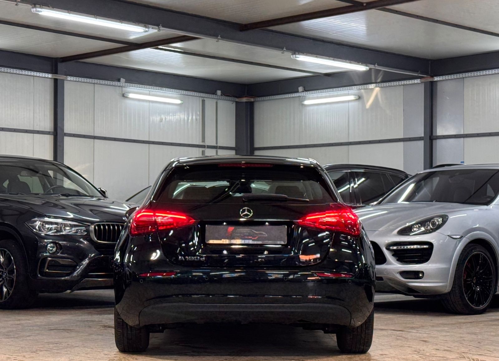 Mercedes-Benz A 180d BUSINESS*PARK*SHZ*MBUX*TLEDER*1.HAND foto 18