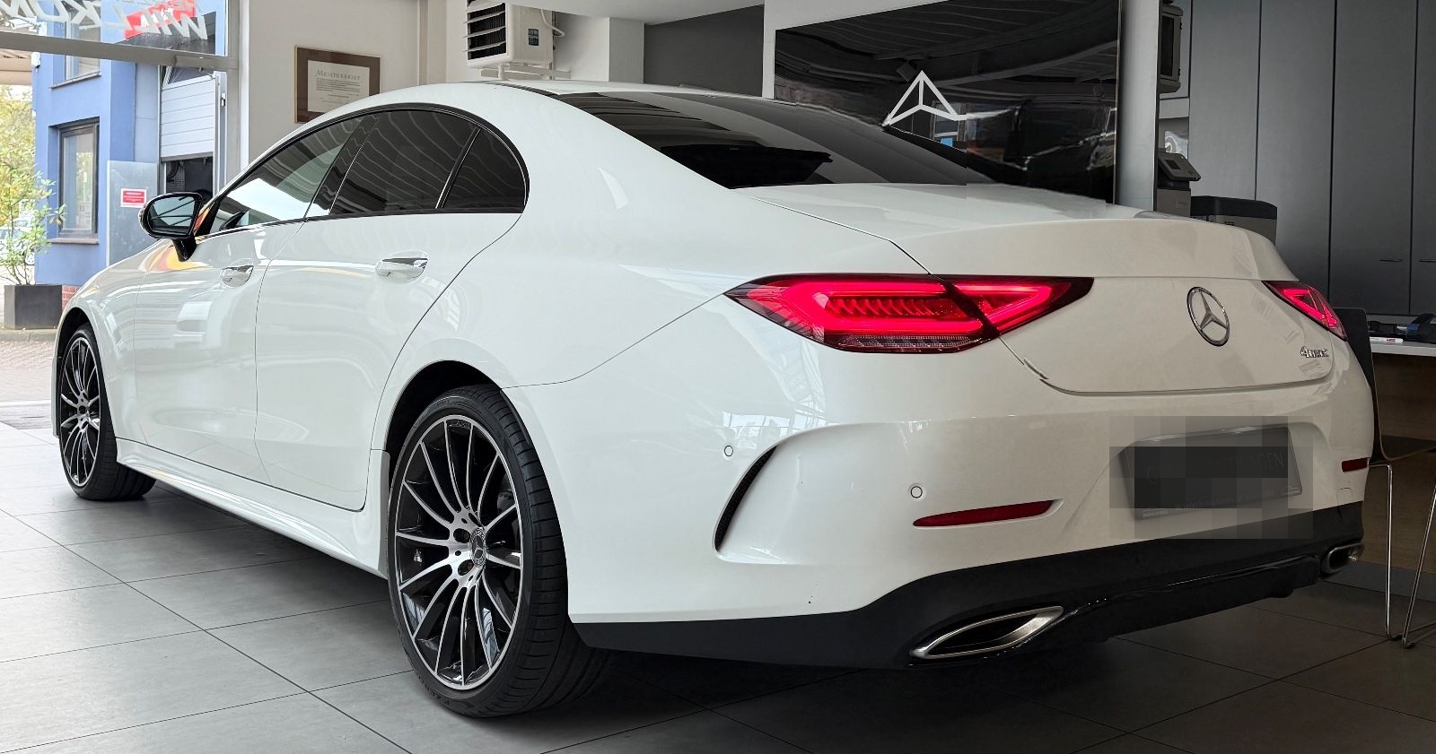Mercedes-Benz CLS 450 4Matic AMG Line Burmester Keyless Kamera foto 4