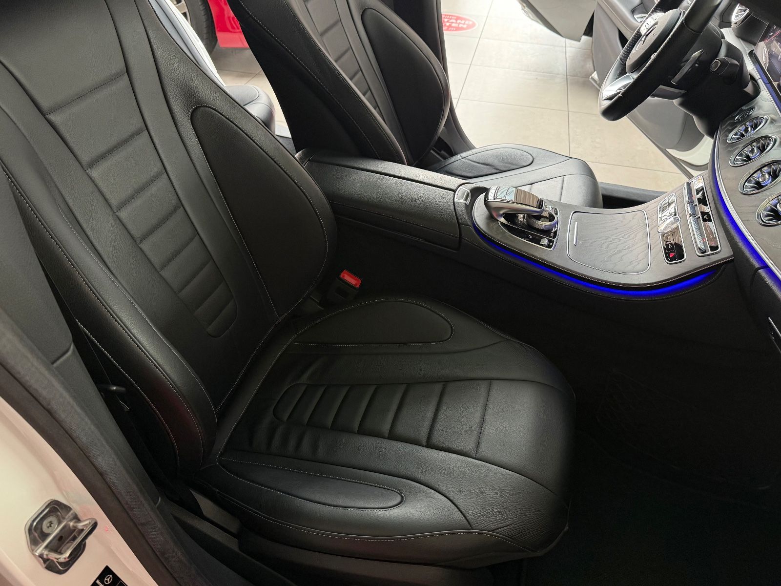 Mercedes-Benz CLS 450 4Matic AMG Line Burmester Keyless Kamera foto 8