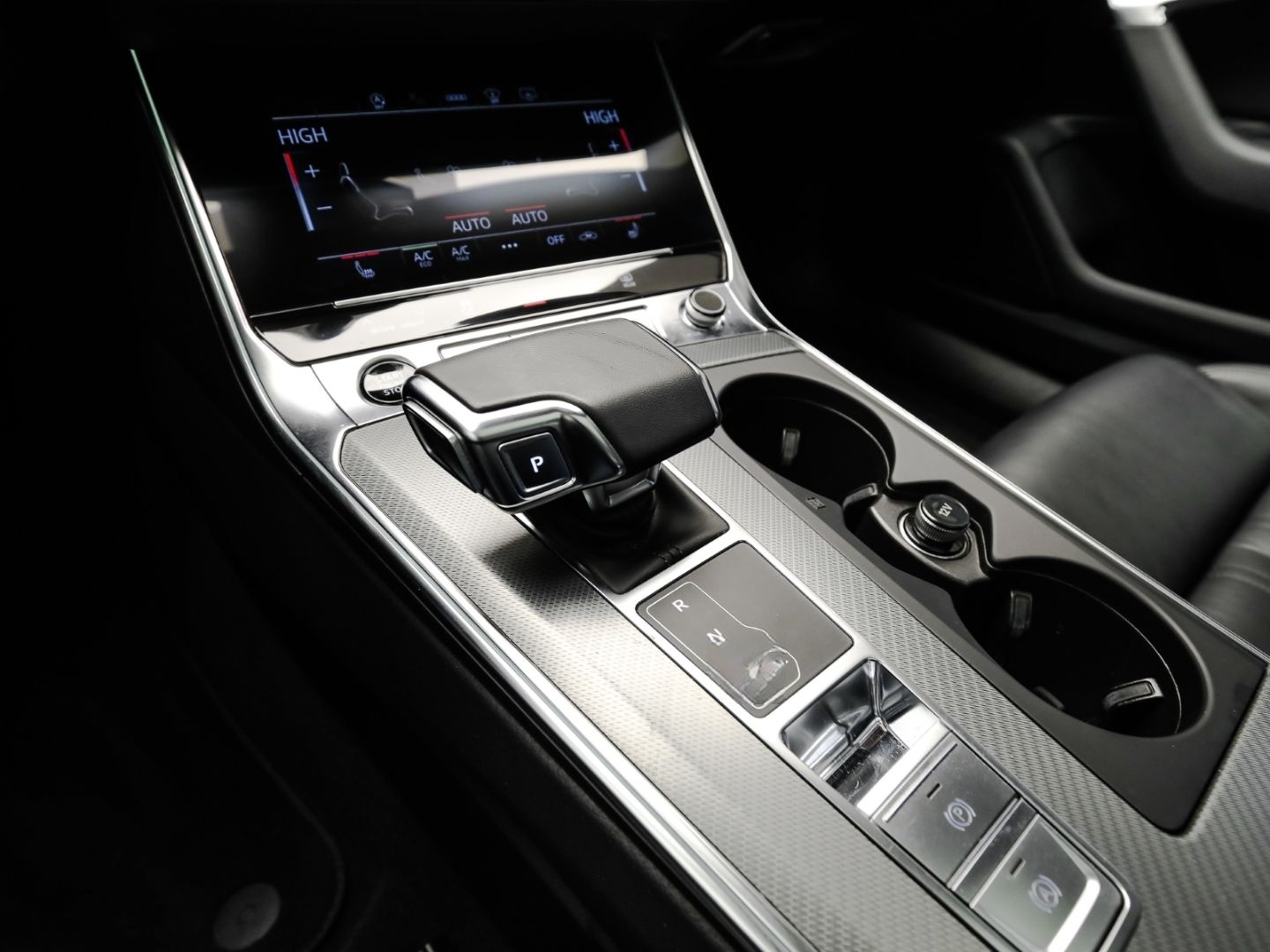 Audi A6 Avant 50 TDI quattro sport AHK Pano HuD foto 16