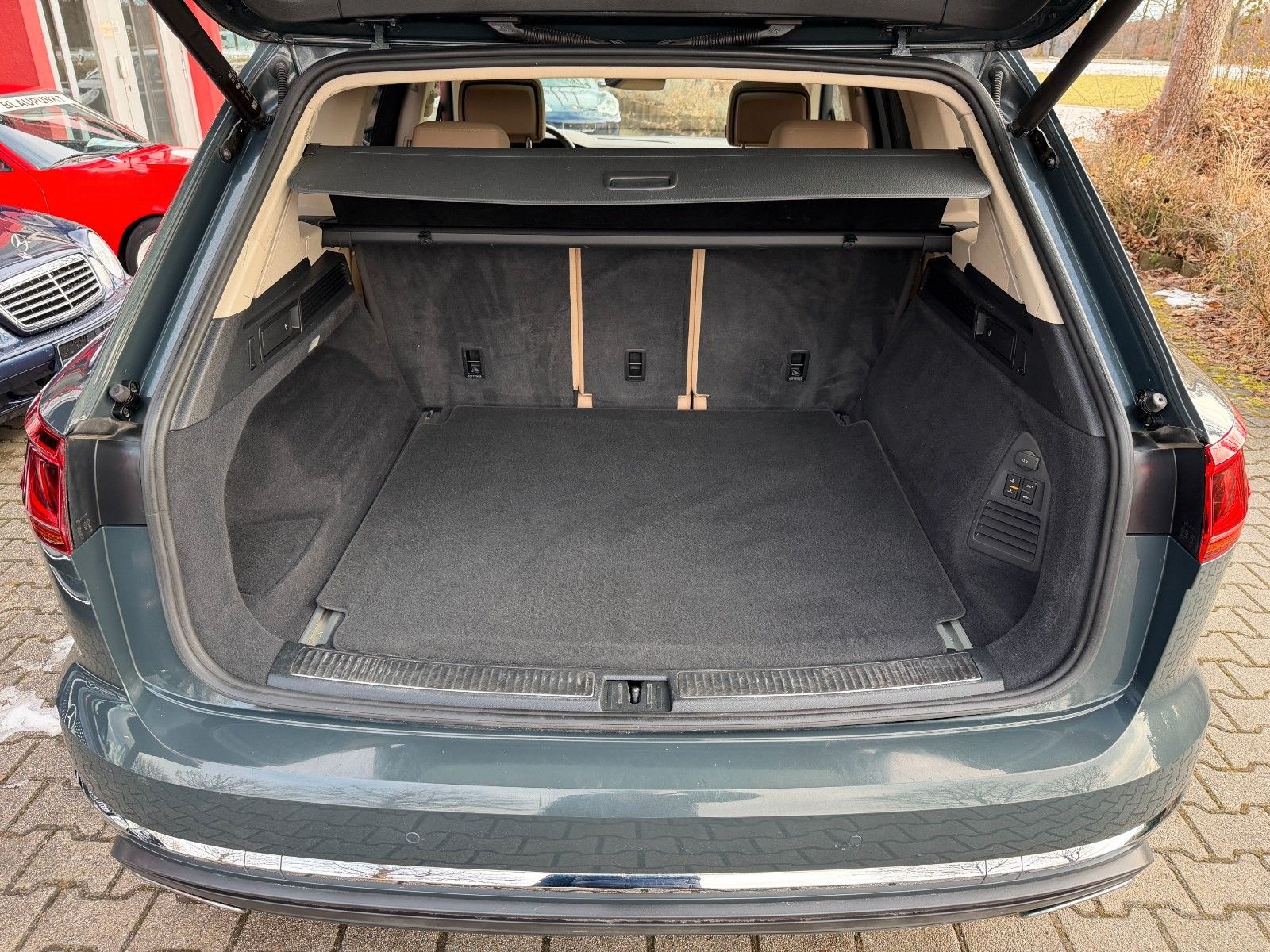 Volkswagen Touareg V8 TDI - Max.-Ausst. + MTM -1.Hd. foto 22