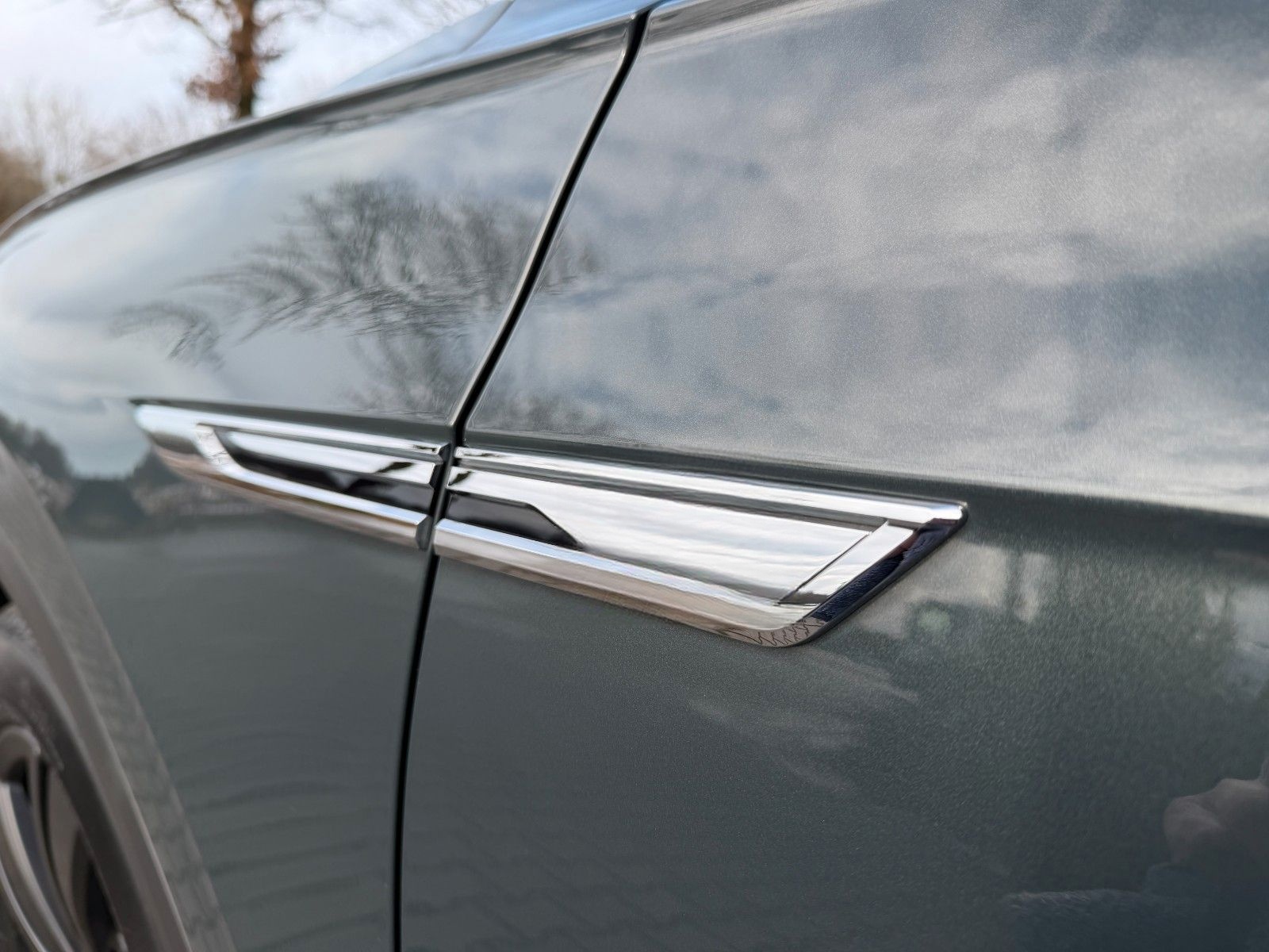 Volkswagen Touareg V8 TDI - Max.-Ausst. + MTM -1.Hd. foto 25