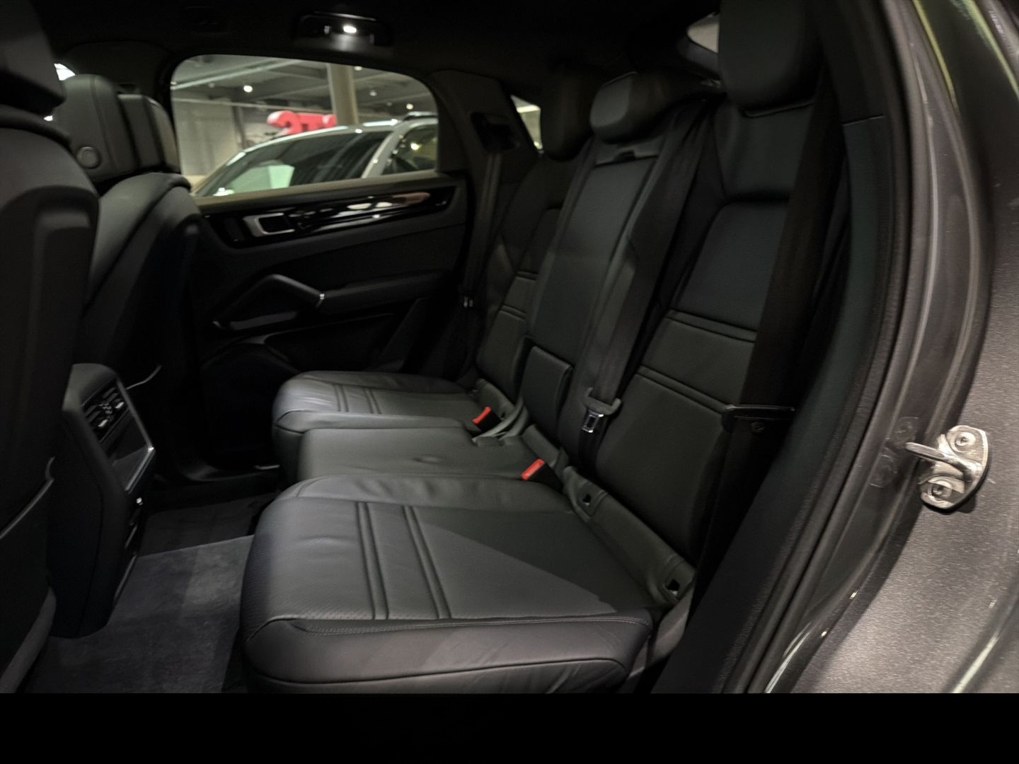 Porsche Cayenne E-Hybrid Coupe HA-Lenkung LED-Matrix foto 11