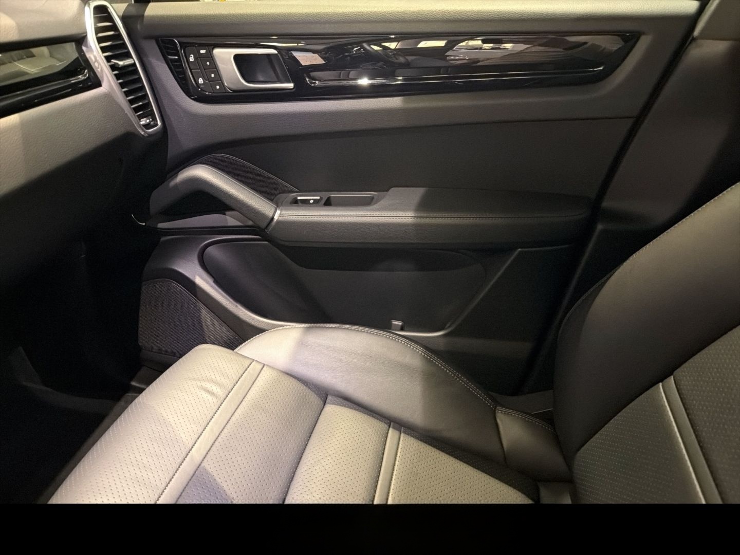 Porsche Cayenne E-Hybrid Coupe HA-Lenkung LED-Matrix foto 23