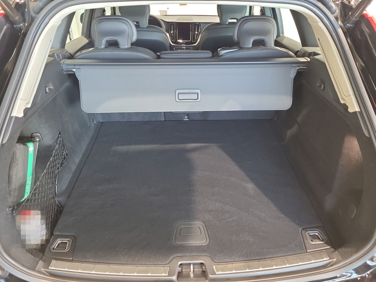 Volvo XC 60 Momentum Pro 2WD foto 15