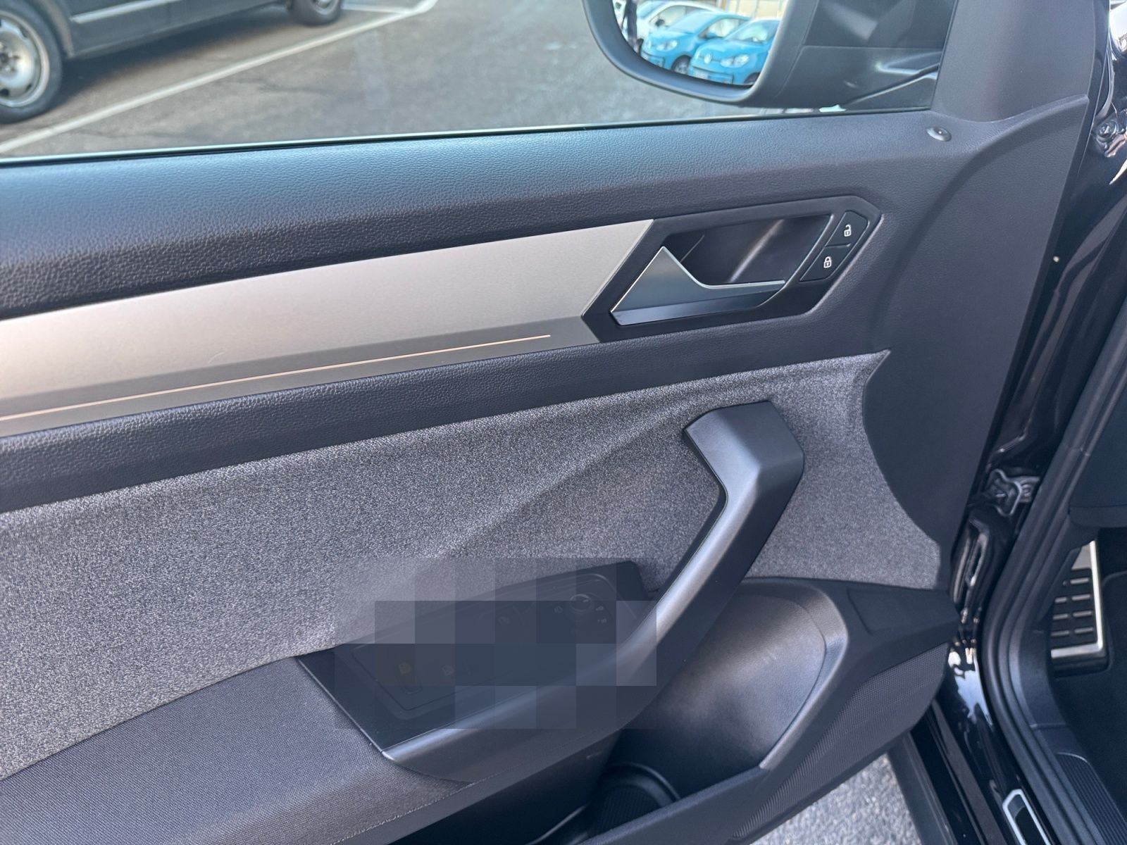 Volkswagen T-Roc Move 1.5TSI DSG AHK LED KAM NAV SHZ PDC foto 16