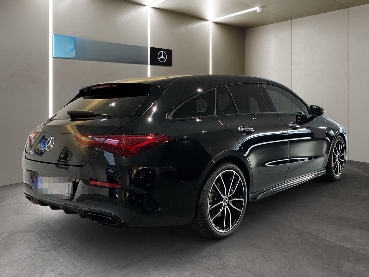 Mercedes-Benz CLA 180 Shooting Brake AMG+PANO+HANDS-FREE+DISTR foto 4