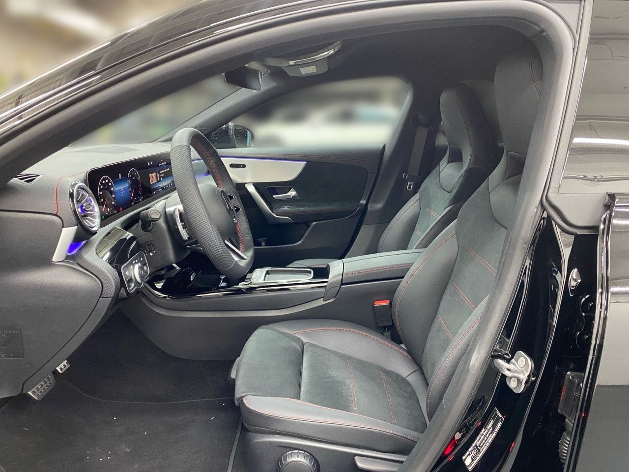Mercedes-Benz CLA 200 Shooting Brake AMG+HANDS-FREE+MULTI+PARK foto 7
