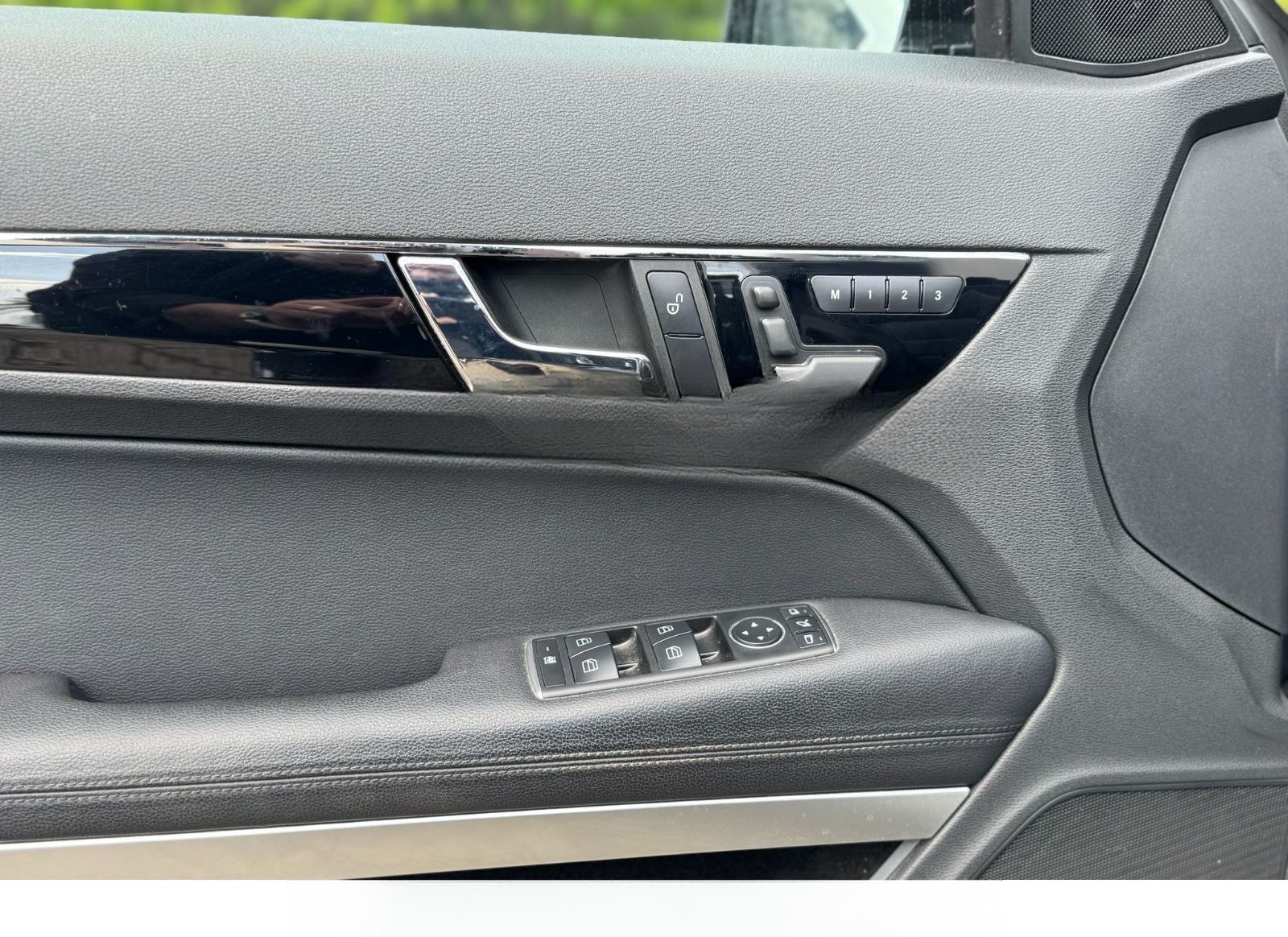 Mercedes-Benz E -Klasse Cabrio E 350 CGI BlueEfficiency AMG foto 18