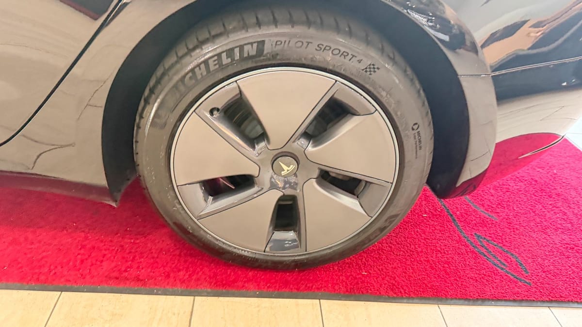 Tesla Model 3 Long Range Dual AWD foto 17