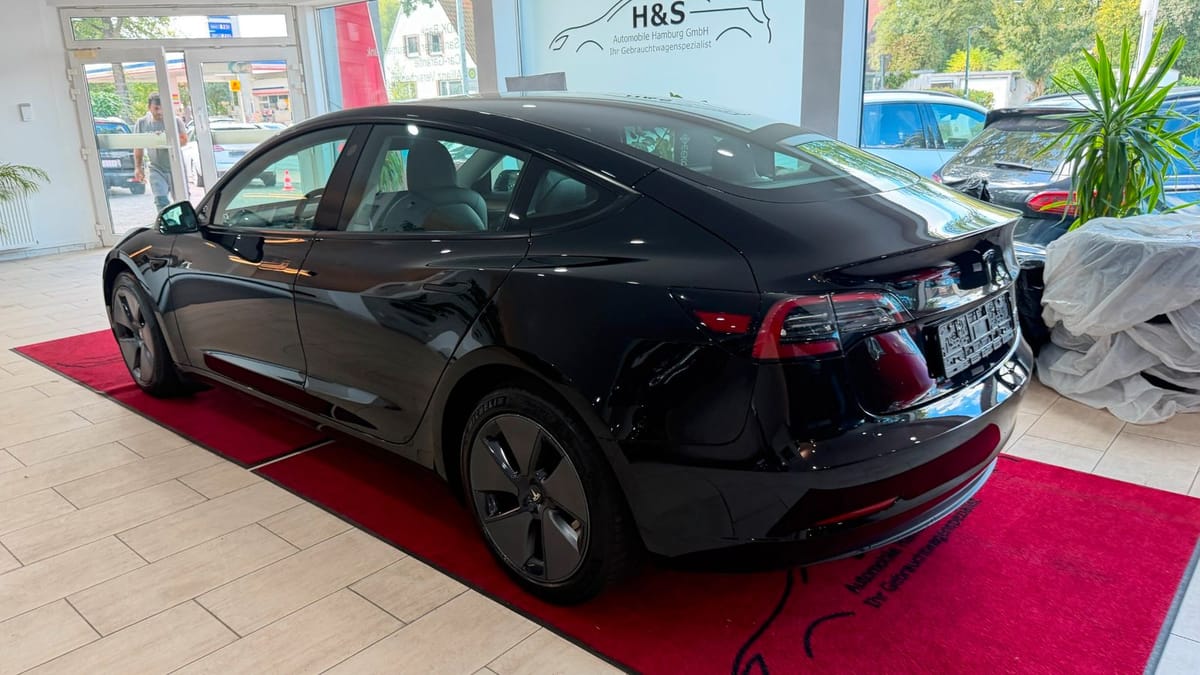 Tesla Model 3 Long Range Dual AWD foto 4
